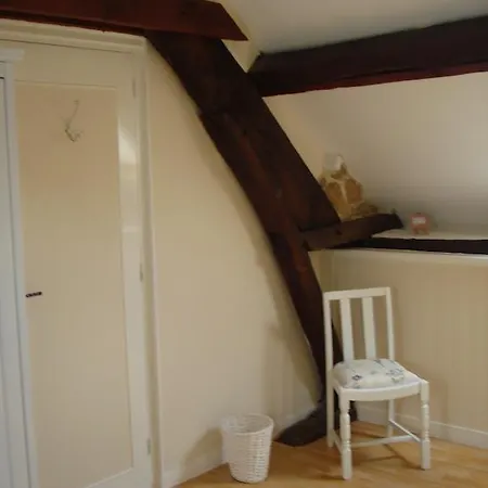 בית נופש La Maison Fleurie *